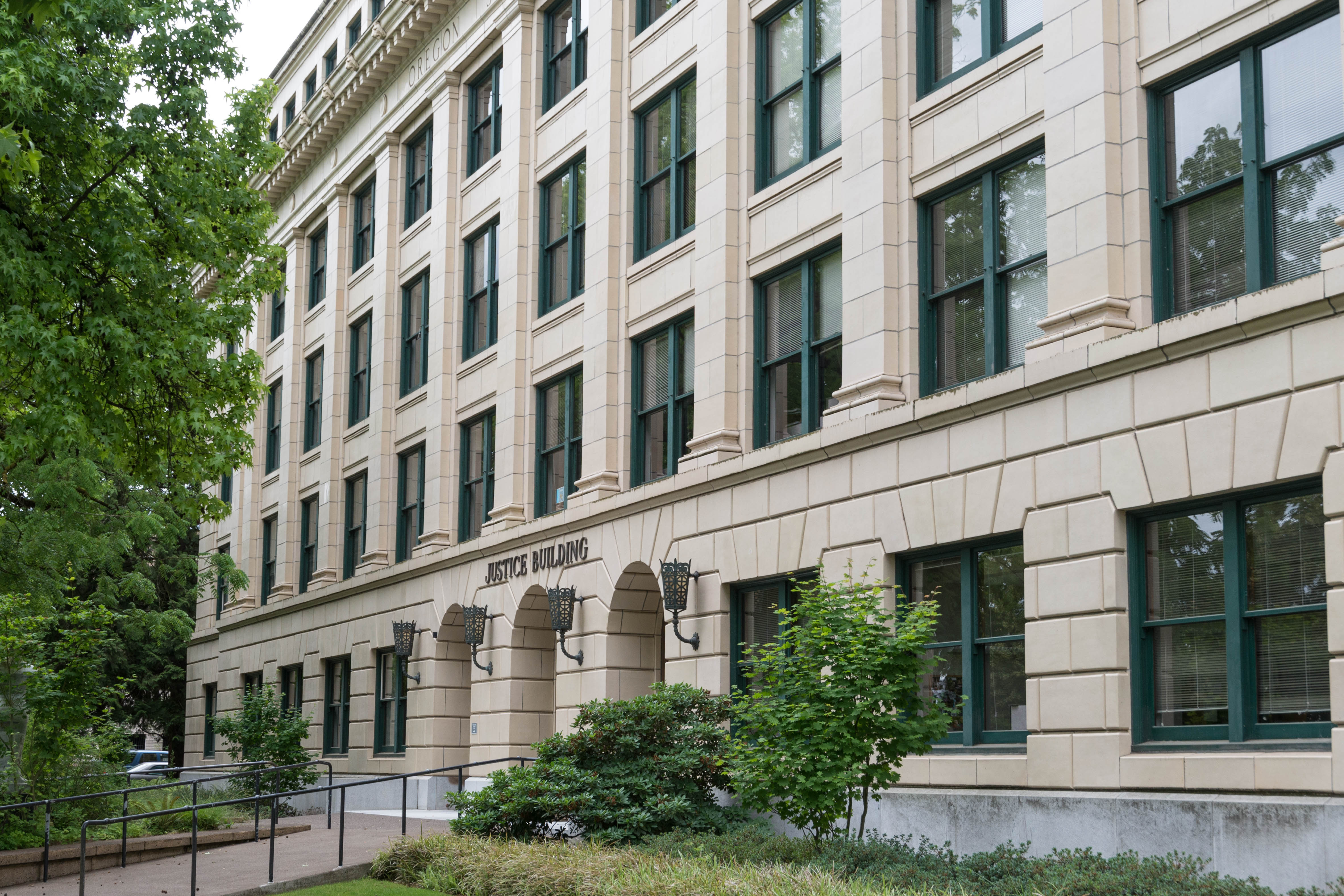 Oregon Supreme Court provides relief to unrepresented defendants