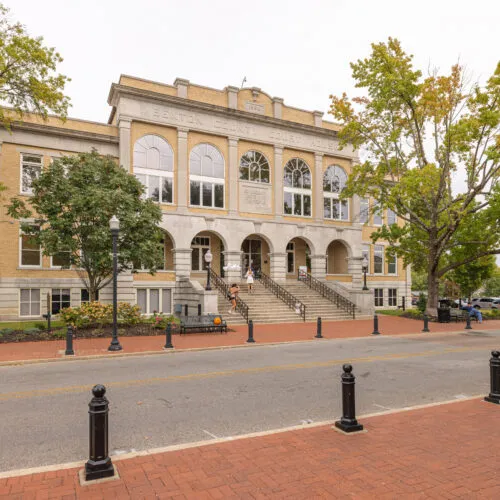 Federal district court in Arkansas rules defendants have a right to an attorney at bail hearings  